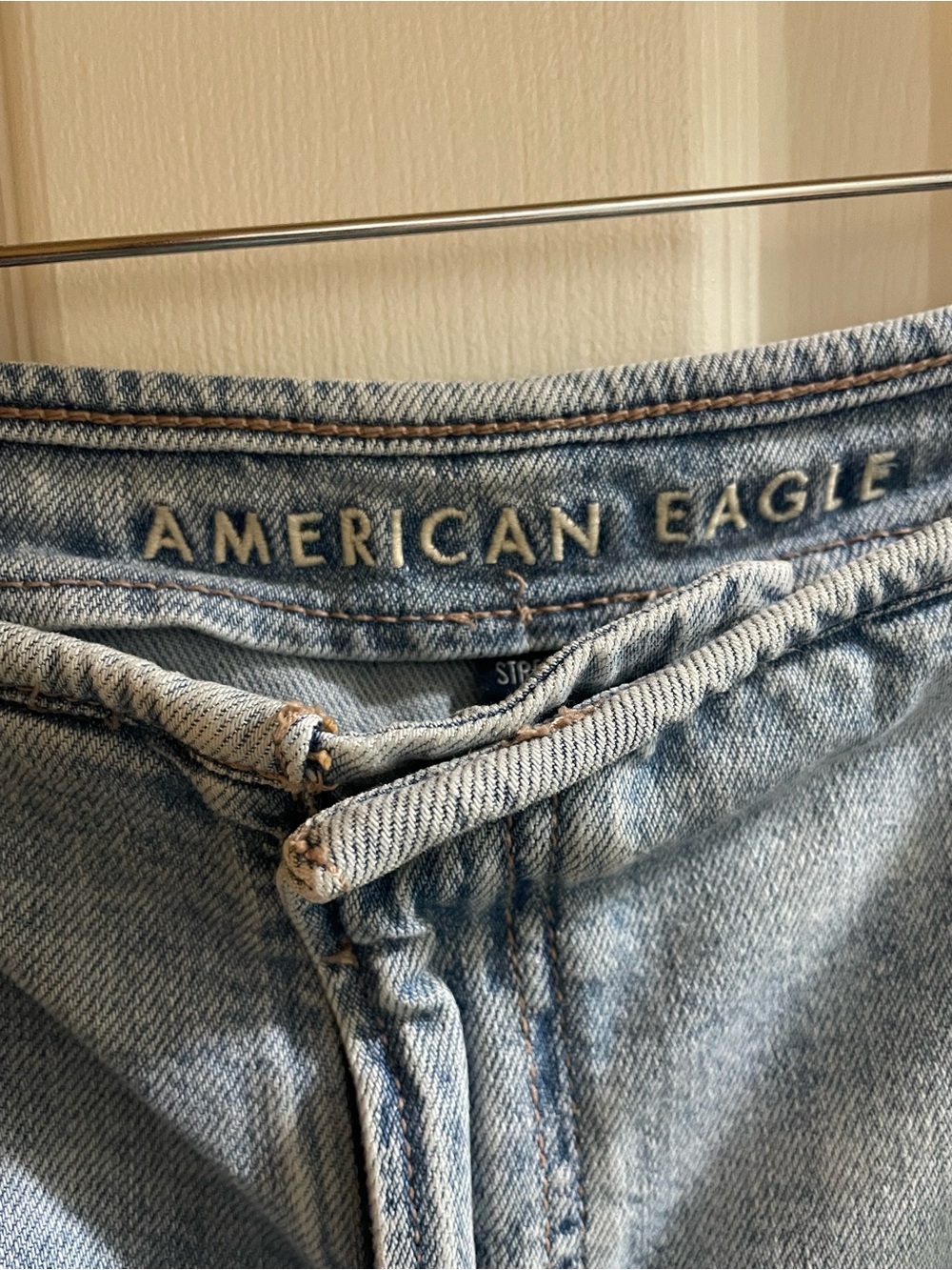 American Eagle AE Super Low-Rise Baggy Flare Floral Jean Size 18 - Picture 9 of 12
